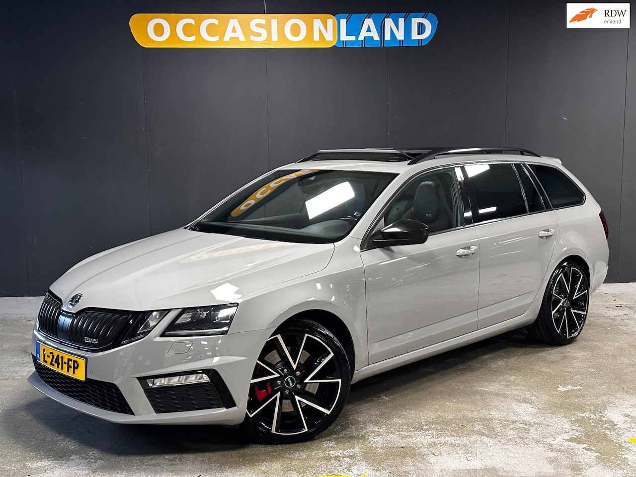 Skoda Octavia Combi - 2.0 TSI RS 230|PANO|LED|CANTON|TREKHAAK|STOELV|MEMORY|CAMERA|ACC|STUURV|CARPLAY|DODEHOEK|S - AutoWereld.nl