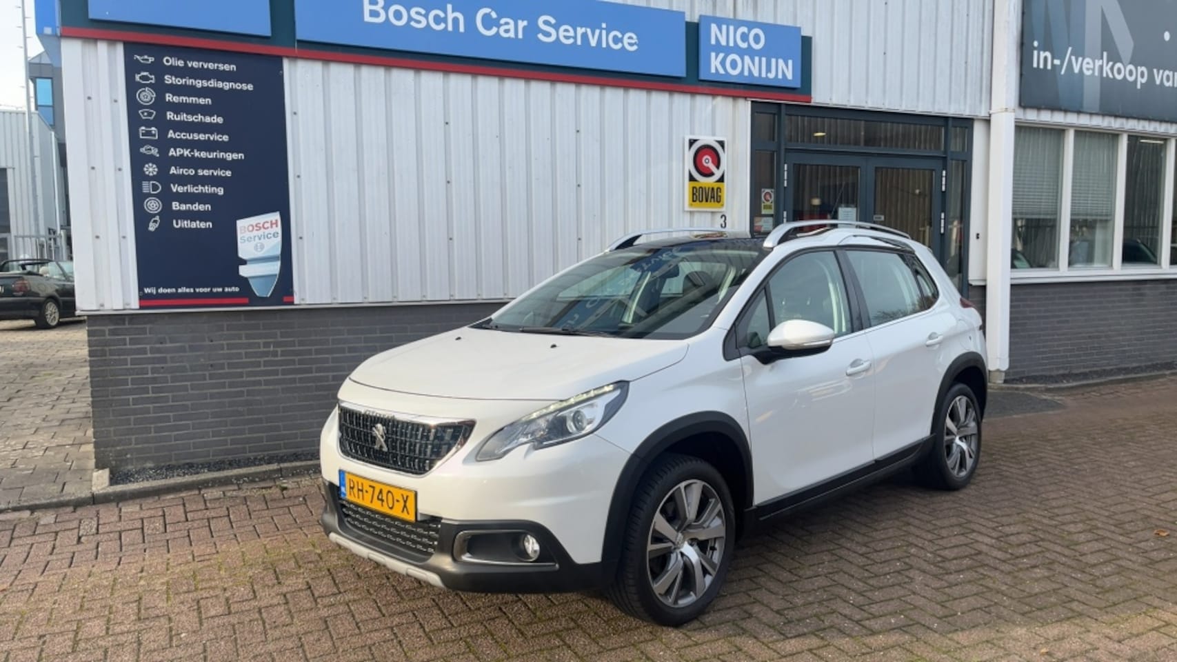 Peugeot 2008 - 1.2 PureTech Allure 1.2 PureTech Allure - AutoWereld.nl