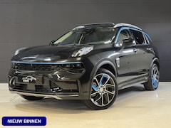 Lynk & Co 01 - 1.5 | Panoramadak | Adaptive cruise | Camera | Stoelverwarming | Carplay | Sfeerverlichtin