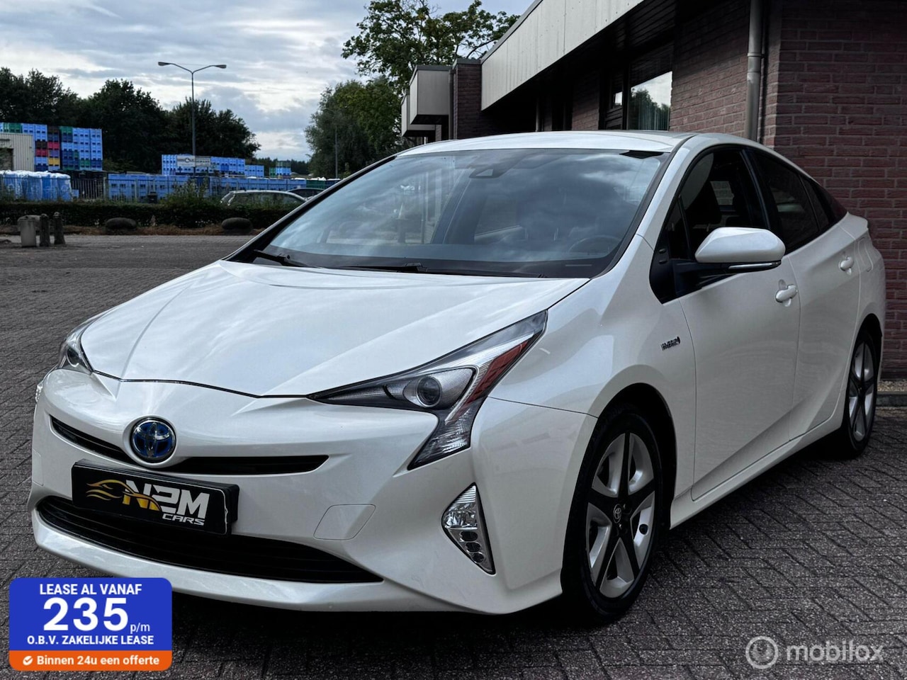 Toyota Prius - 1.8 Business Plus 1.8 Business Plus - AutoWereld.nl