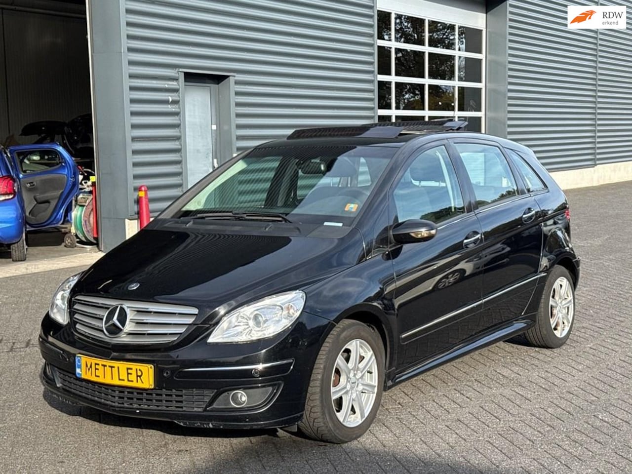 Mercedes-Benz B-klasse - 180 CDI Executive Class 180 CDI Executive Class, panoramadak, PDC, cruise control - AutoWereld.nl