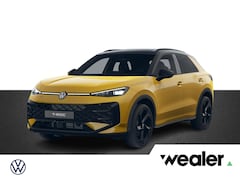 Volkswagen T-Roc - R-Line First Edition 1.5 eTSI 110 kW / 150 PK DSG | Black Style | Panoramadak | Harman Kar