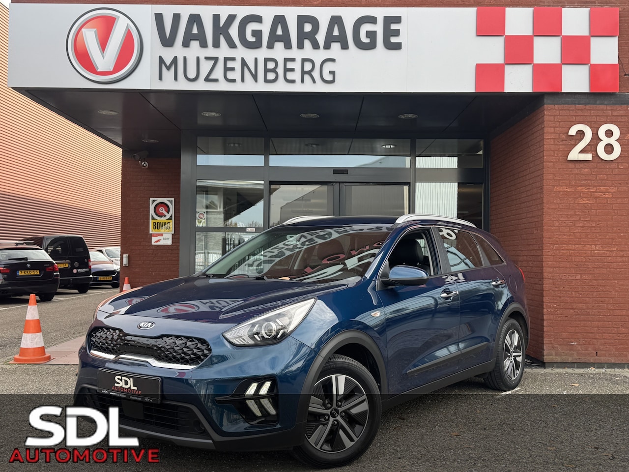 Kia Niro - 1.6 GDi Hybrid DynamicPlusLine // NAVI // ADAPTIVE CRUISE // CAMERA // STOELVERWARMING // - AutoWereld.nl