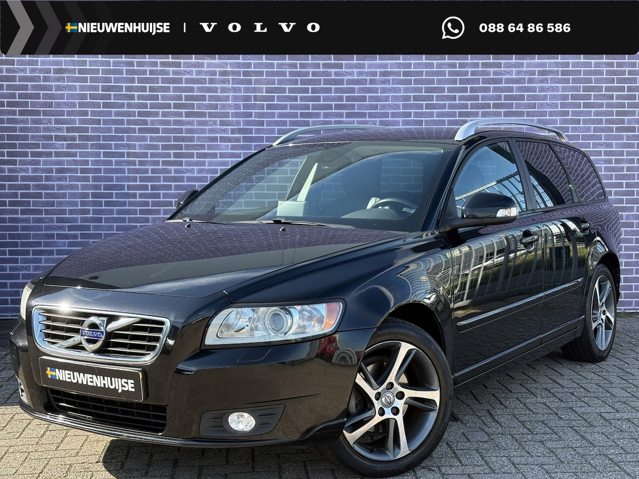 Volvo V50 - 2.0 Limited Edition | Xenon | Leder | Stoelverwarming | Parkeersensoren | getinte ruiten | - AutoWereld.nl