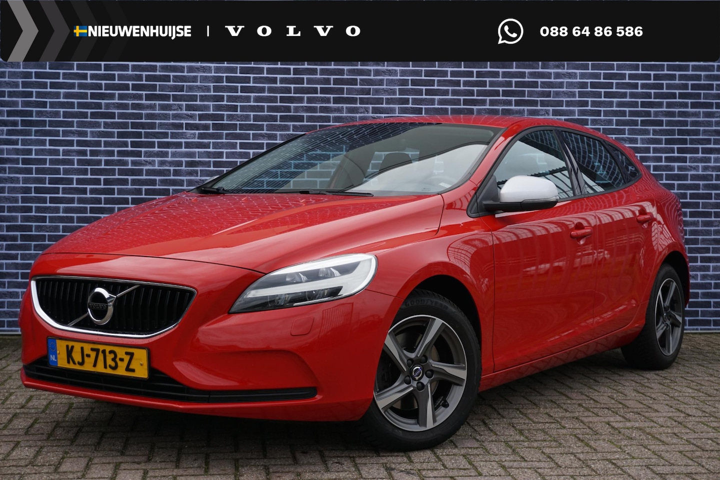 Volvo V40 - 2.0 T2 Nordic+ | Full Led | Standkachel | Stoelverwarming | Verwarmbare voorruit | Styling - AutoWereld.nl