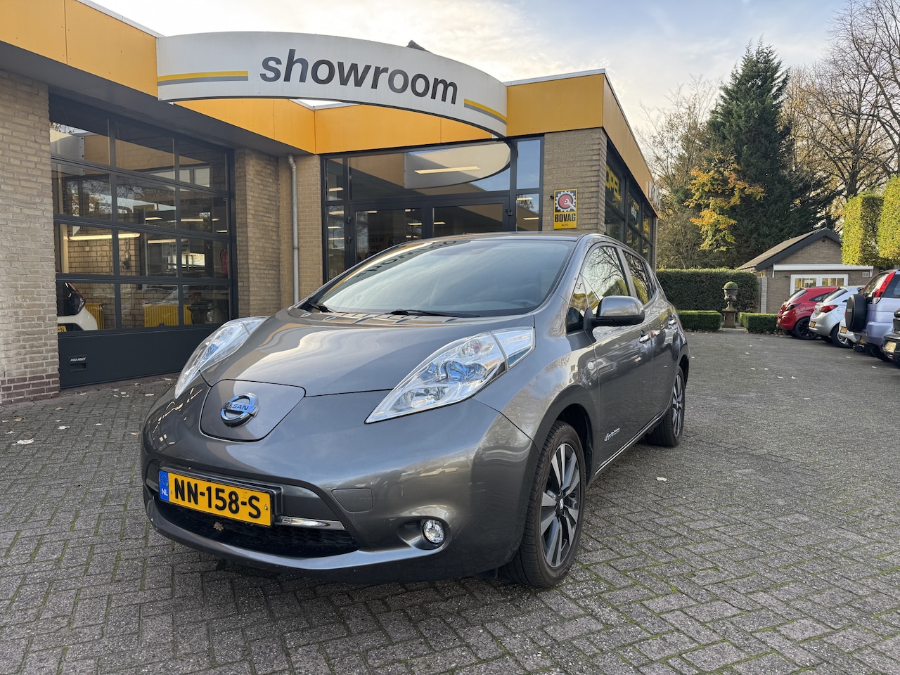 Nissan LEAF - Business Edition 30 kWh ACHTERAS KROM! - AutoWereld.nl