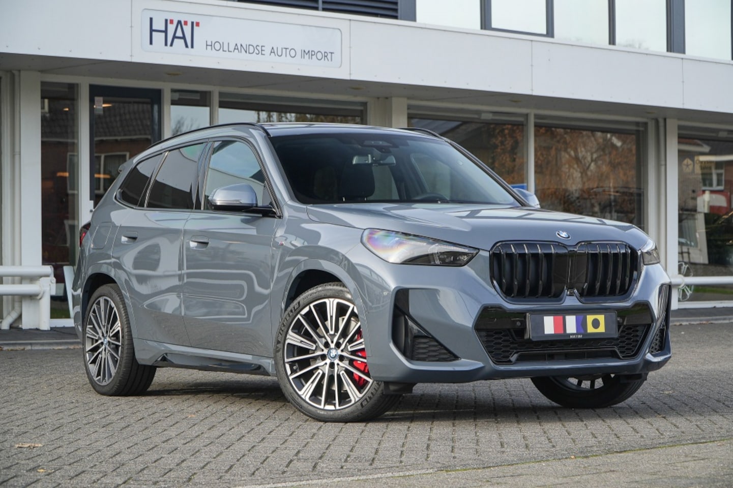 BMW X1 - xDrive30e M-Sport I Pano I Head-up I ACC I - AutoWereld.nl