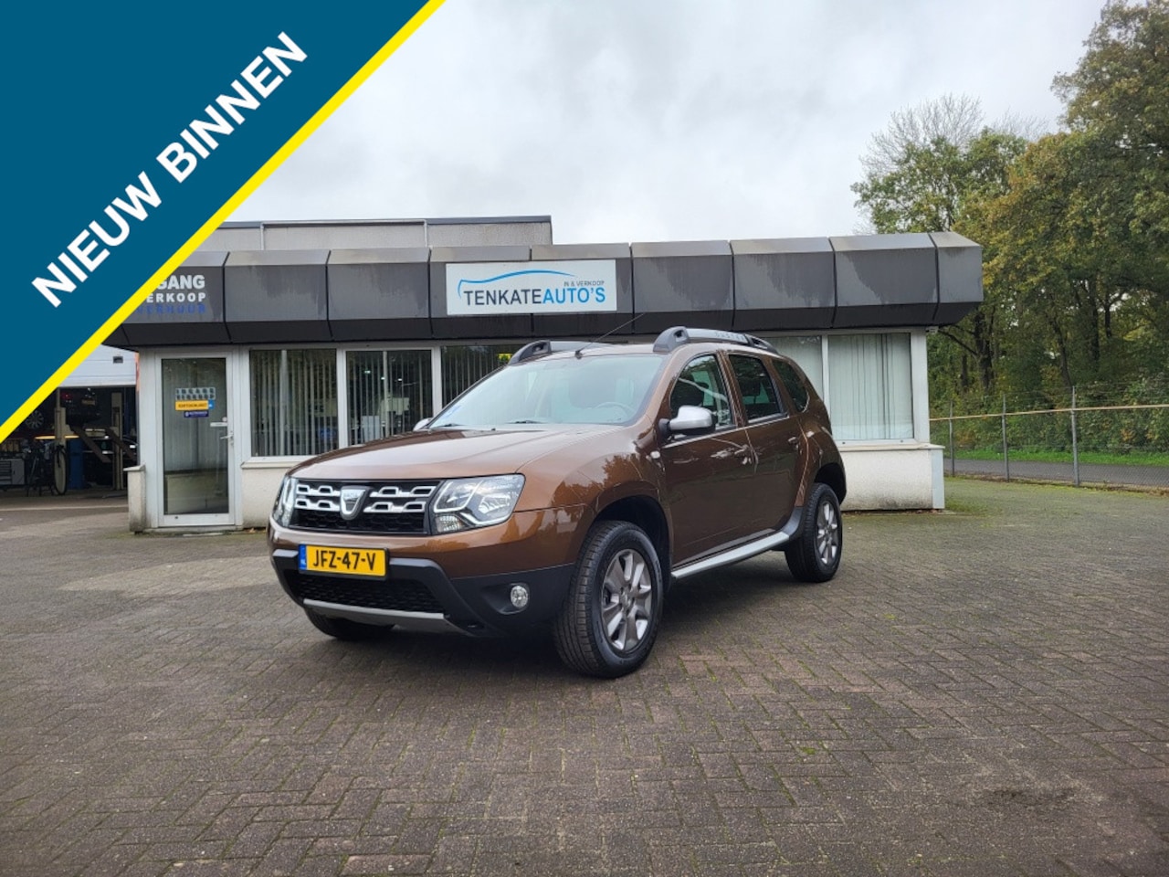 Dacia Duster - 1.2 TCe 4x2 Prestige Airco Cruise control Navi Lichtmetaal Leder - AutoWereld.nl
