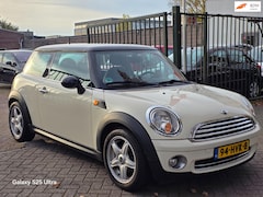 MINI Cooper - 1.6 Chili 2e eigenaar dealer onderhouden airco navigatie elektrische parkeer sensor