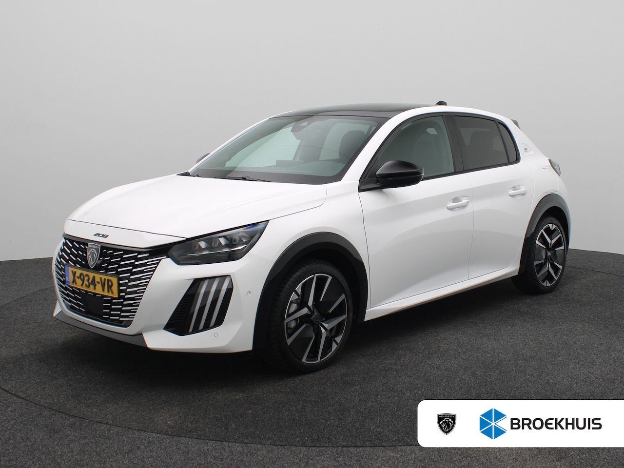 Peugeot e-208 - EV GT 51 kWh | 11 kW lader | Achterbank in delen neerklapbaar | Achteruitrijcamera - AutoWereld.nl