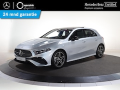 Mercedes-Benz A-klasse - 180 Business Solution AMG | Panoramaschuifdak | Nightpakket | Achteruitrijcamera | Apple c