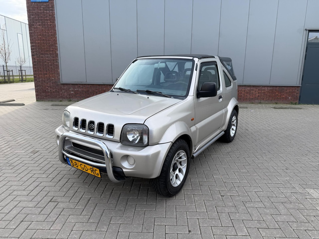 Suzuki Jimny - 1.3 JLX Cabrio 4WD4 149.000 NAP GRIJS 2000 - AutoWereld.nl