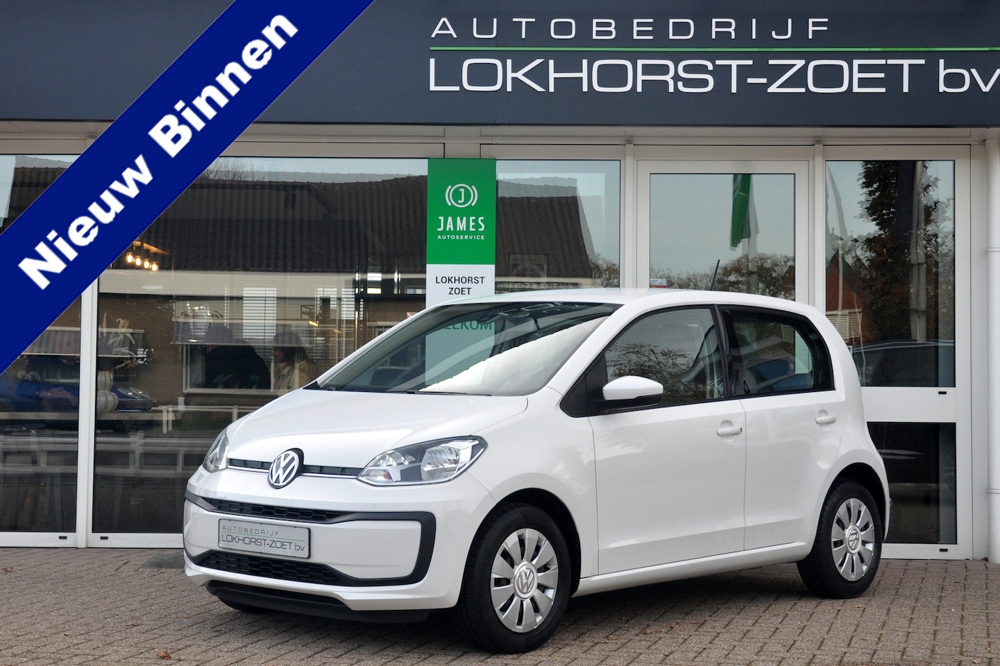 Volkswagen Up! - 1.0 BMT move up! | Airco | Bluetooth | Dealeronderhouden - AutoWereld.nl