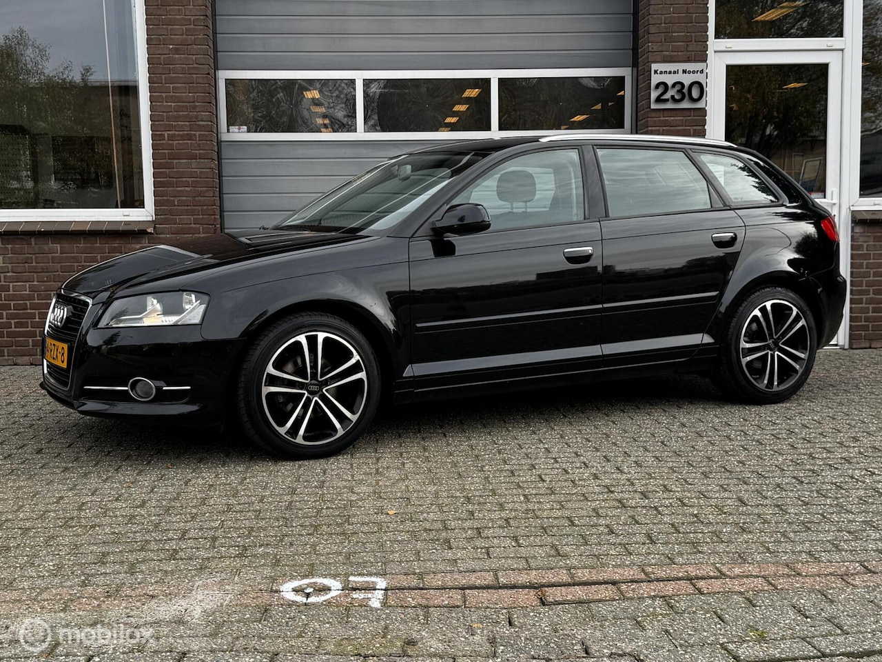 Audi A3 Sportback - 1.2 TFSI Ambition ECC-AIRCO/NAVI/CRUISE - AutoWereld.nl