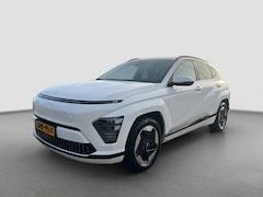 Hyundai Kona Electric - Comfort Smart 65.4 kWh 217pk | Camera | Carplay draadloos | Trekhaak afneembaar | Climate