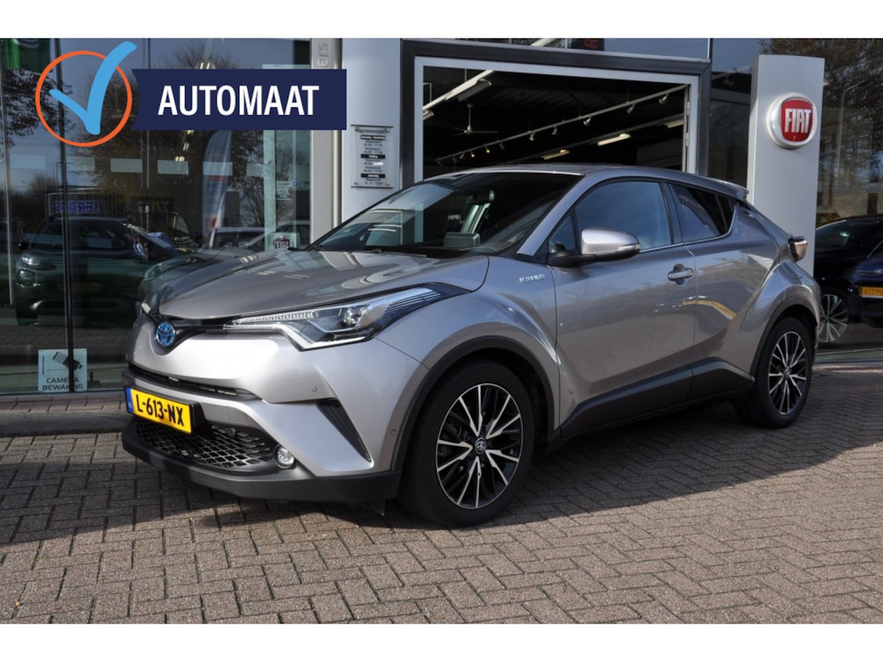 Toyota C-HR - 1.8 Hybrid Executive 1.8 Hybrid Executive - AutoWereld.nl