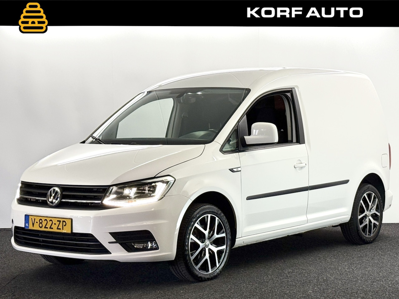 Volkswagen Caddy - 2.0 TDI DSG Exclusive Ed. / Camera / ACC / Navi - AutoWereld.nl