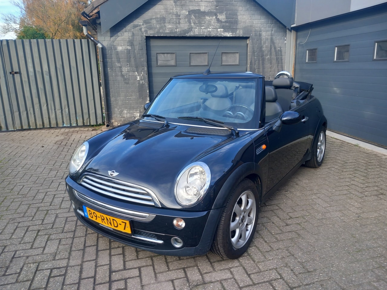 MINI Cabrio - 1.6 Cooper Pepper Mini 1.6 Cooper Pepper,Climate control,Cruise control,Navi,Parking system,Licht metalen ve - AutoWereld.nl