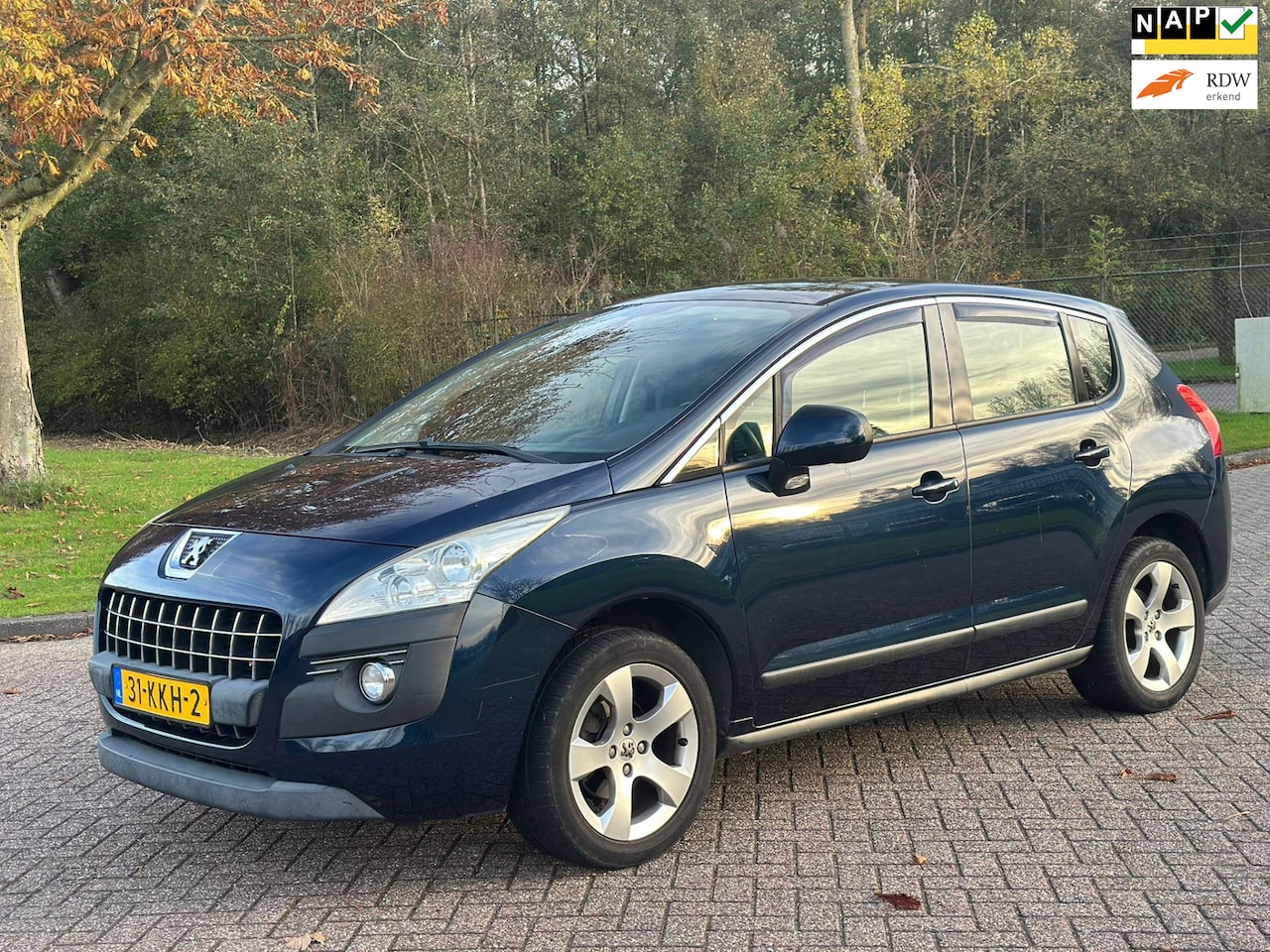 Peugeot 3008 - 1.6 VTi Première/AIRCO/CRUISE/PANO/PARKEERSENS ACHTER/TREKHAAK - AutoWereld.nl