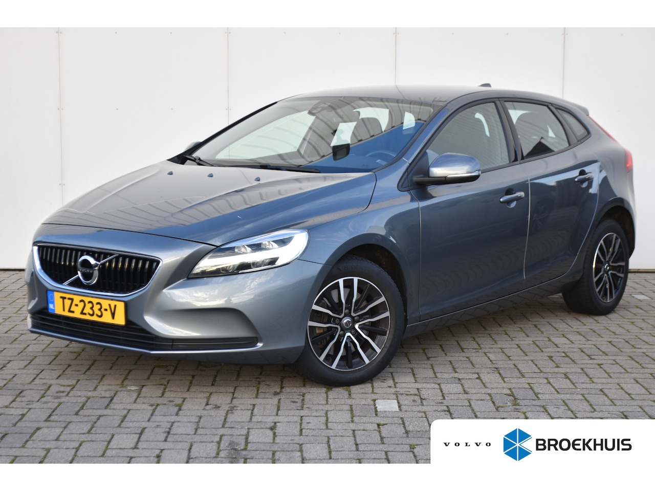 Volvo V40 - 1.5 T2 Polar+ Dealer Onderhouden! | Keurige V40! | On-Call - AutoWereld.nl