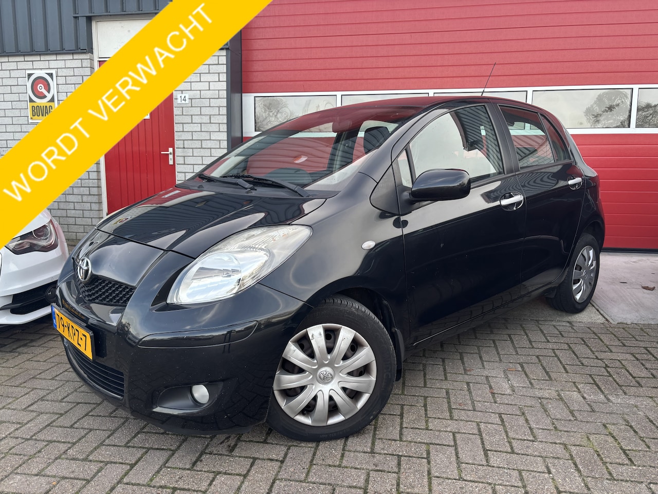 Toyota Yaris - 1.3 VVTi Aspiration TREKHAAK / CRUISE / CLIMA / ELEK RAMEN / NL-AUTO - AutoWereld.nl