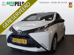 Toyota Aygo - 1.0 VVT-i x-fun 5drs Airco, Elek ramen, Centrale vergrendeling op sleutel, Bluetooth, 126.
