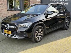 Mercedes-Benz GLA-Klasse - 250 e AMG Line Plug in Hybrid 1e eigenaar Camera stoelverwarming Incl btw