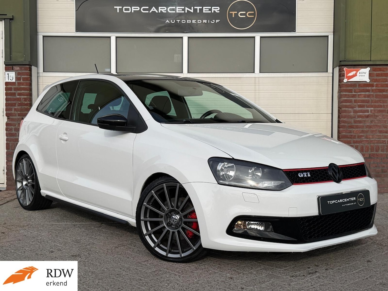 Volkswagen Polo - 1.4TSI GTI/AIRCO/AUT/STOELV/PARKS/CRUISE/APK - AutoWereld.nl
