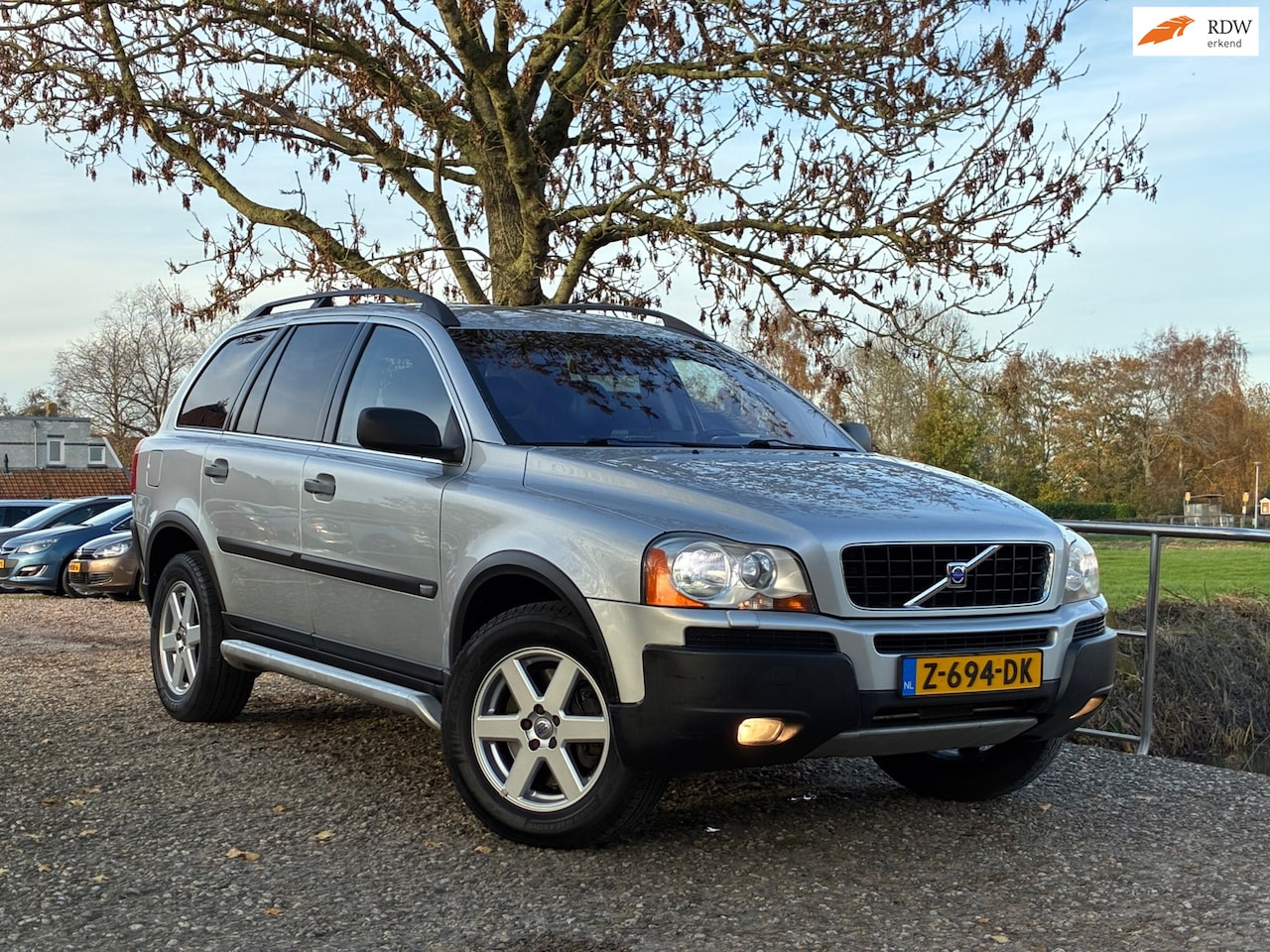 Volvo XC90 - 2.5 T | 7-Persoons + Leder + Navi + Cruise Nu € 7.975,-!!! - AutoWereld.nl