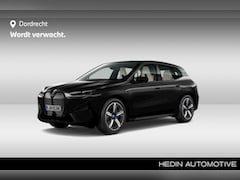BMW iX - xDrive40 | Sportpakket | 21" | Driving Assistant Plus | Flexible Fast Charger 2.0