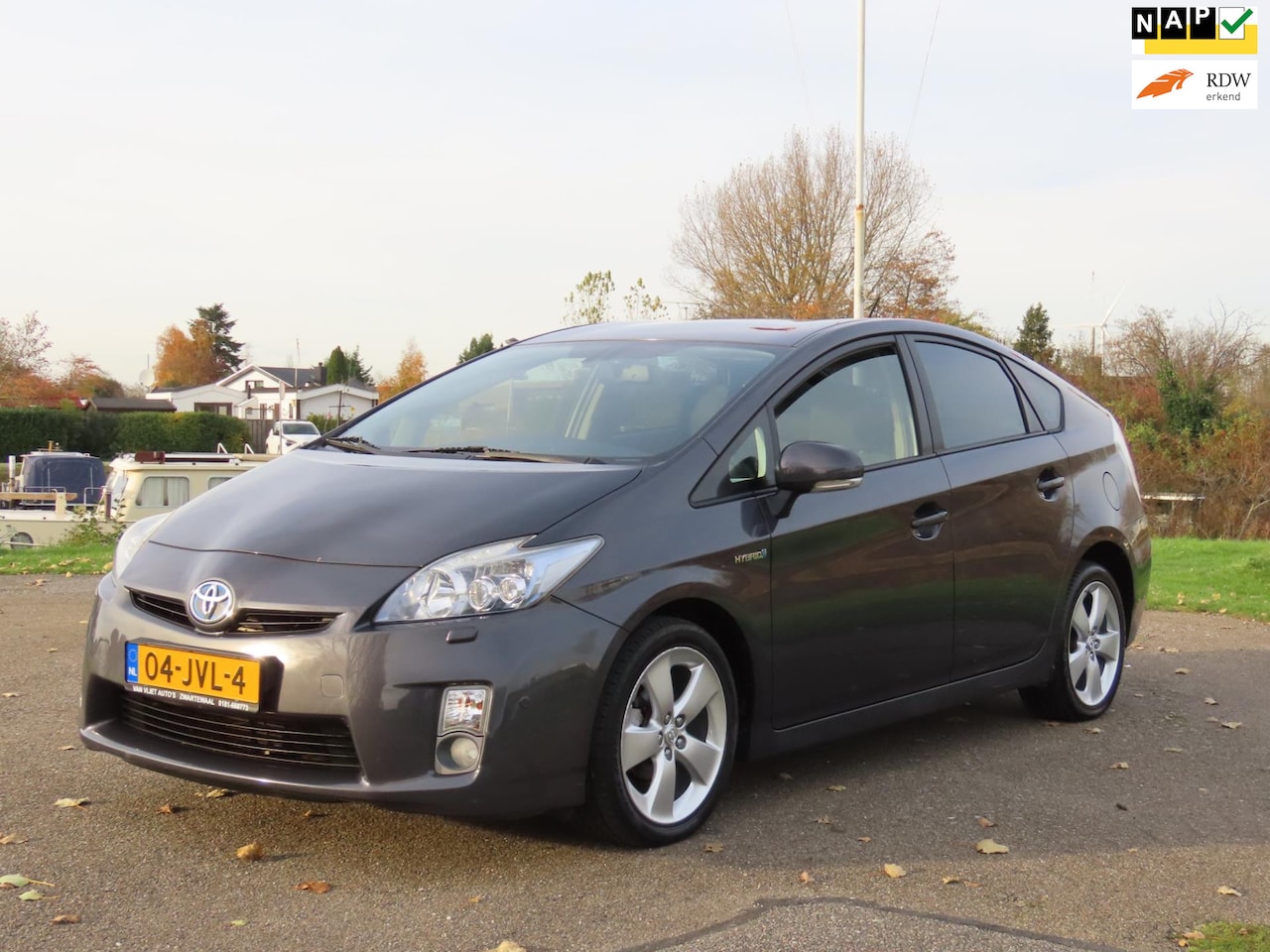Toyota Prius - 1.8 Dynamic *1e EIG *HUD *NAVI *CRUISE - AutoWereld.nl