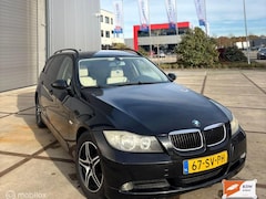 BMW 3-serie Touring - 318i Business Line