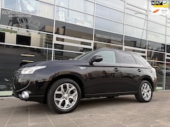 Mitsubishi Outlander - 2.0 PHEV Instyle