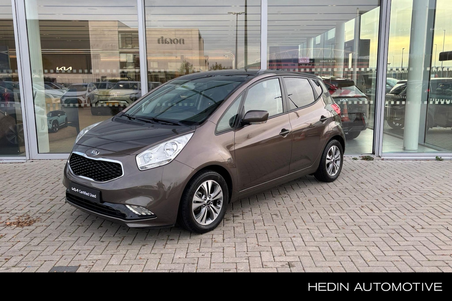 Kia Venga - 1.4 CVVT Edition | Garantie tot 10-2028 | 1e Eigenaar | Trekhaak (1.300kg)  | Panoramadak - AutoWereld.nl