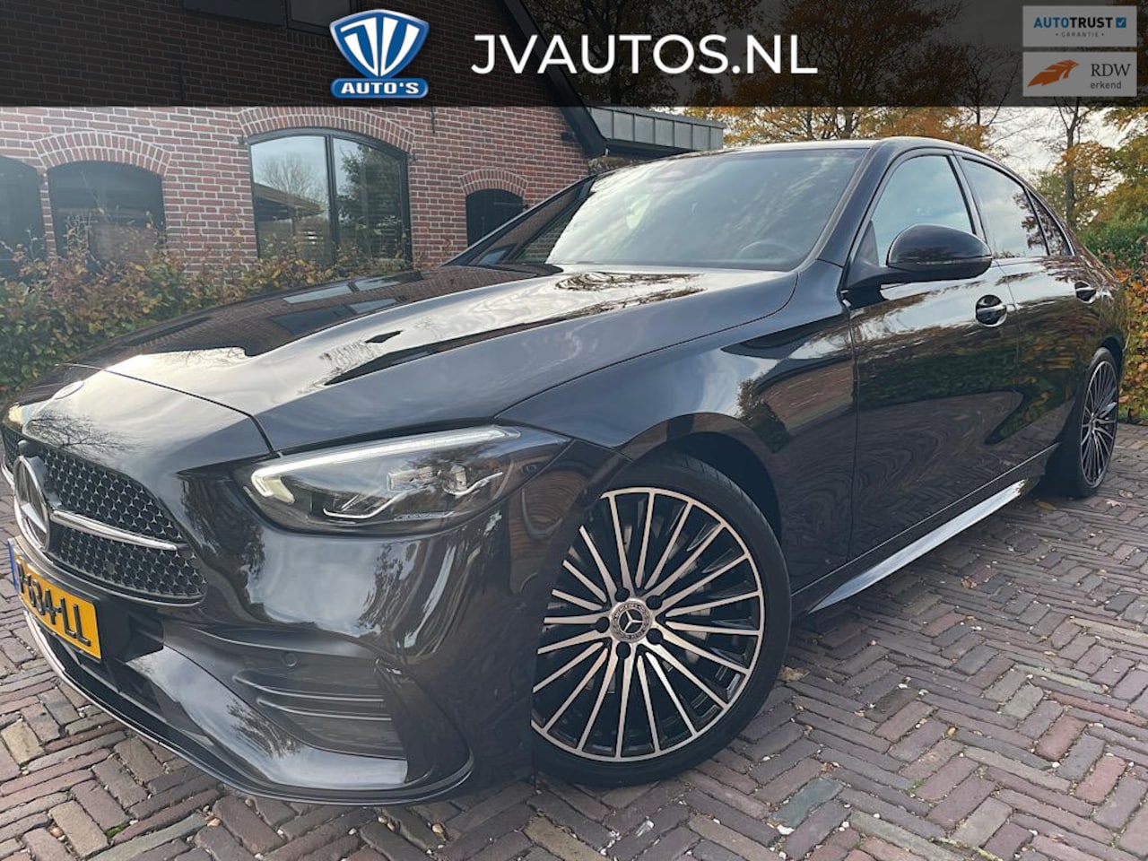 Mercedes-Benz C-klasse - 300 AMG,Burmeister,Sfeerverlichting,Trekhaak,Night pakket - AutoWereld.nl