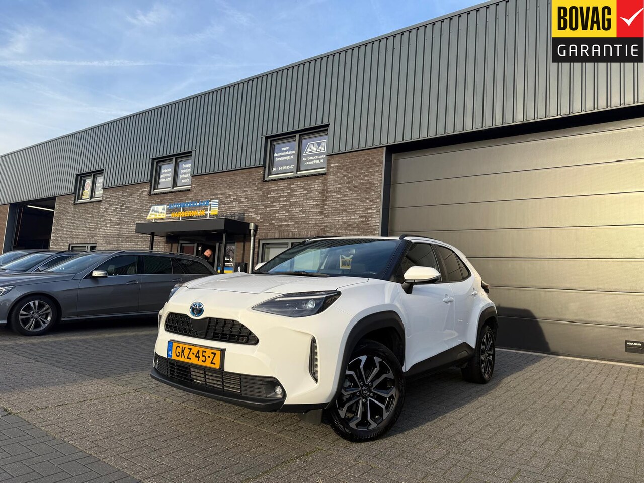 Toyota Yaris Cross - 1.5 Hybrid Dynamic | 1E EIGENAAR | 12MND GARANTIE | AUTOMAAT | BTW | CRUISE | DAB | LED | - AutoWereld.nl