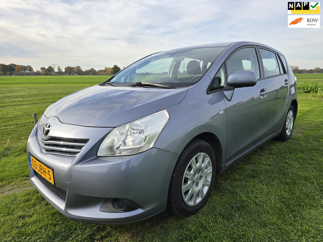 Toyota Verso - 1.6 VVT-i Comfort|Airco|Trekhaak|APK-Nieuw|Bluetooth - AutoWereld.nl