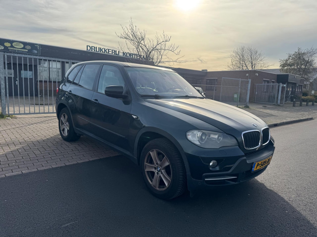 BMW X5 - 3.0 BENZIN - AutoWereld.nl
