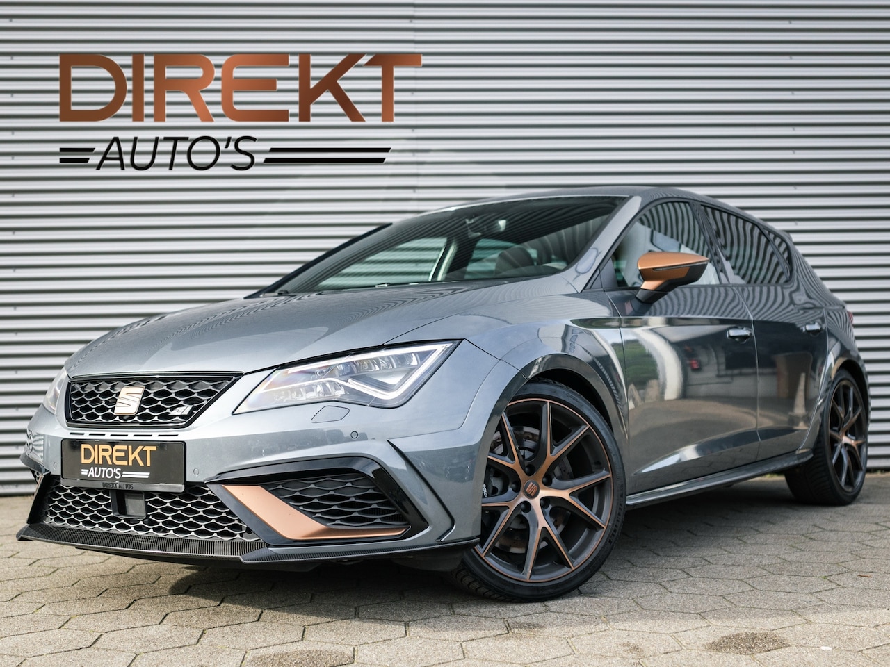 SEAT Leon - 2.0 TSI CUPRA R LIMITED EDITION 561/799 CARBON - AutoWereld.nl