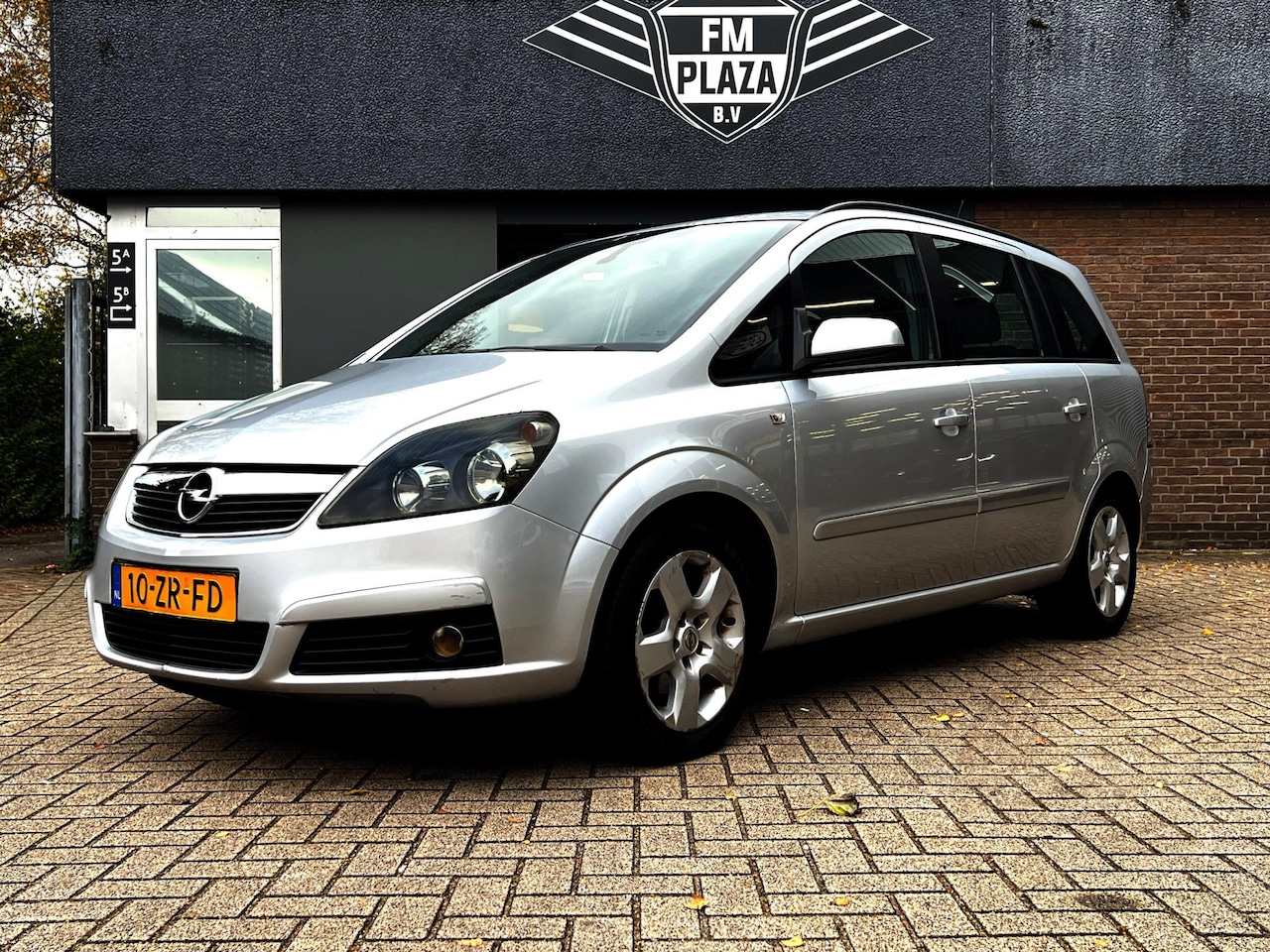 Opel Zafira - 1.6 Essentia 7persoons_Airco_Trekhaak - AutoWereld.nl