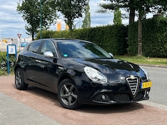 Alfa Romeo Giulietta - 1.4 T Progression *Black | LMV