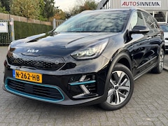 Kia e-Niro - DynamicPlusLine 64 kWh 3-FASE 100% SOH Schuifdak
