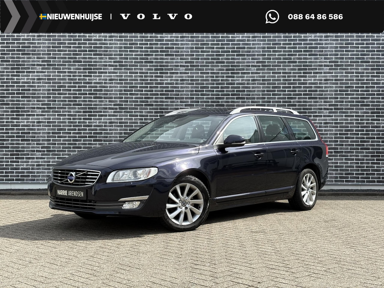 Volvo V70 - T4 Polar+ | Inscription | Trekhaak | Lederen bekleding | Stoelventilatie en verwarming | N - AutoWereld.nl