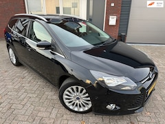 Ford Focus Wagon - 1.0 EcoBoost Titanium / Riem v.v / Navi / PDC / Clima / Cruise