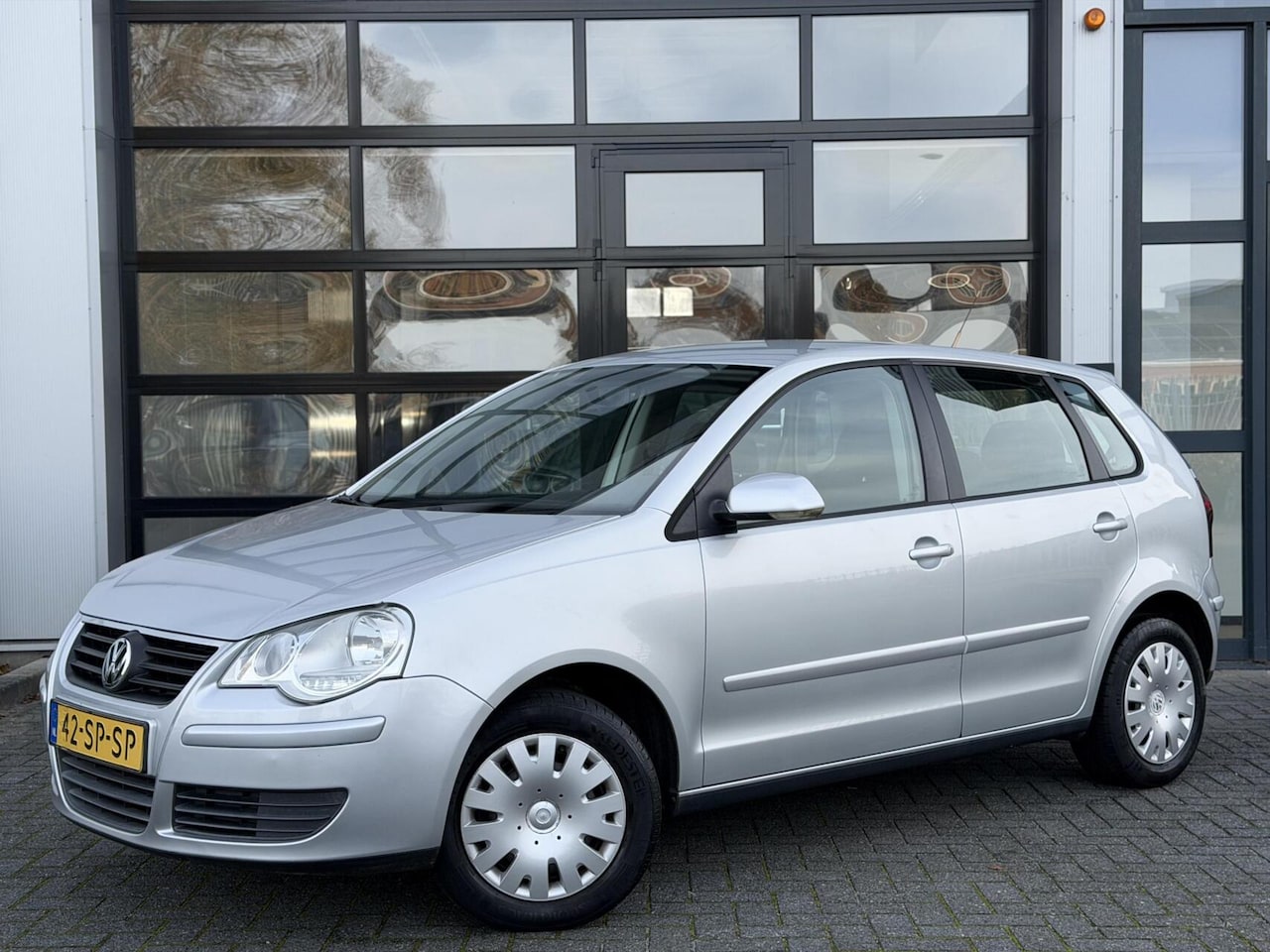 Volkswagen Polo - 1.2-12V Optive / Trekhaak / Airco / MP3 / NL - AutoWereld.nl