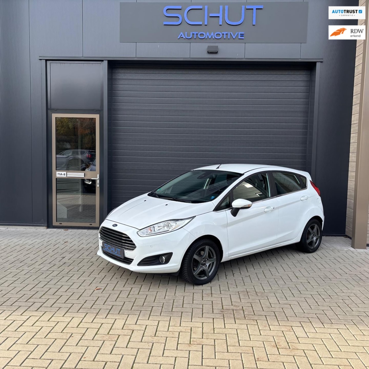 Ford Fiesta - 100pk Titanium 5DRS | CLIMA | NAVI | CAMERA | STOELVERWARMING | PDC | LAGE KM-STAND - AutoWereld.nl