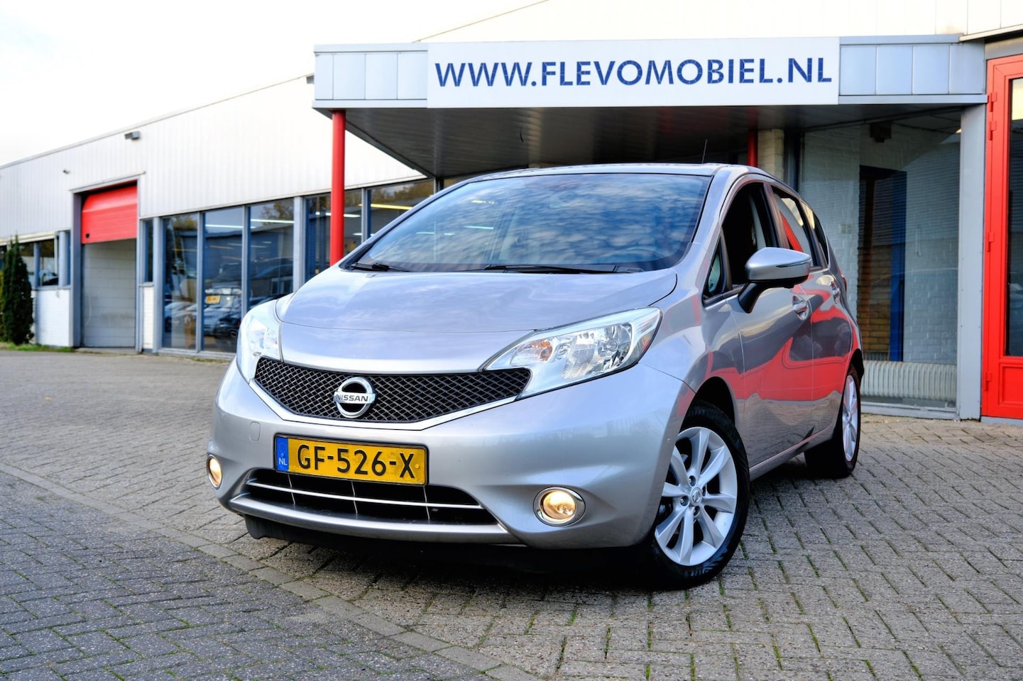 Nissan Note - 1.2 DIG-S Connect Edition Aut. Clima|Navi|Cruise|Camera - AutoWereld.nl