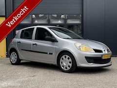 Renault Clio - 1.2-16V Expression | zuinig | comfortabel |