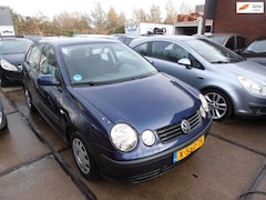 Volkswagen Polo - 1.2-12V Highline st bekr airco elek pak nap apk