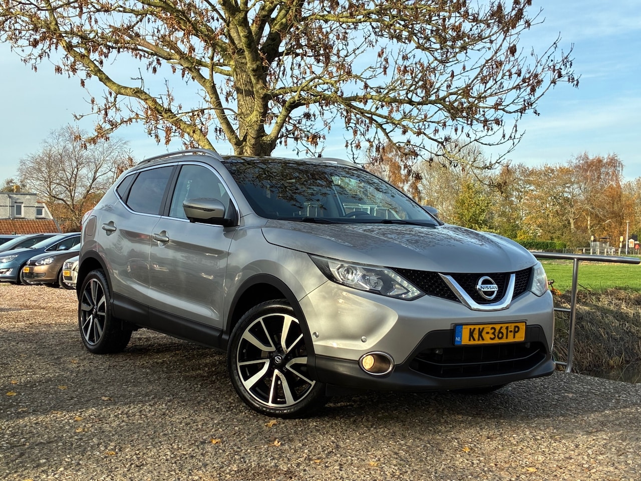 Nissan Qashqai - 1.2 Tekna | Leder + Panodak + 360 camera nu €10.975,-!! - AutoWereld.nl